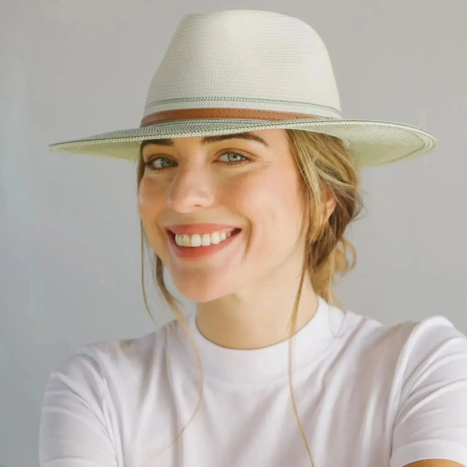 Bella Fedora - Image 19