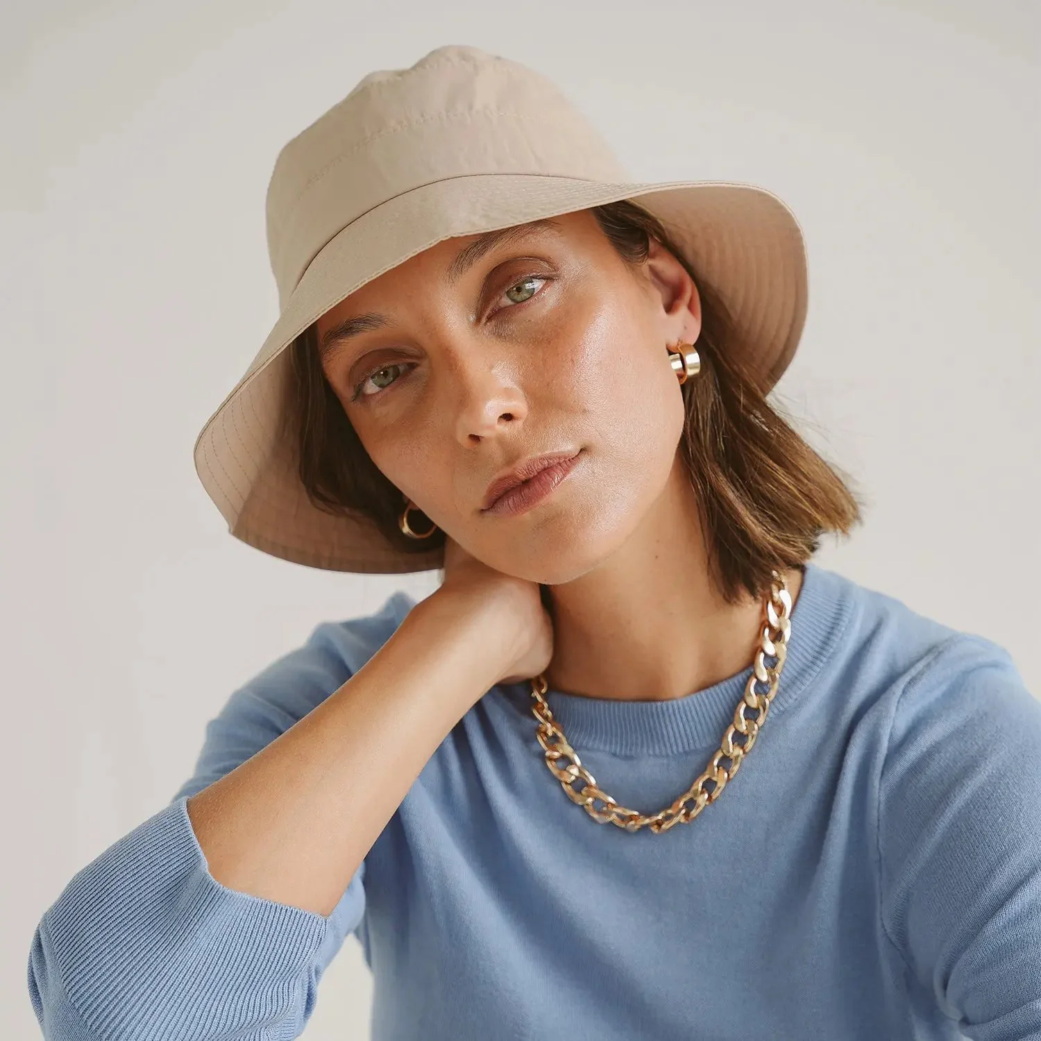 Ella Bucket - Image 12
