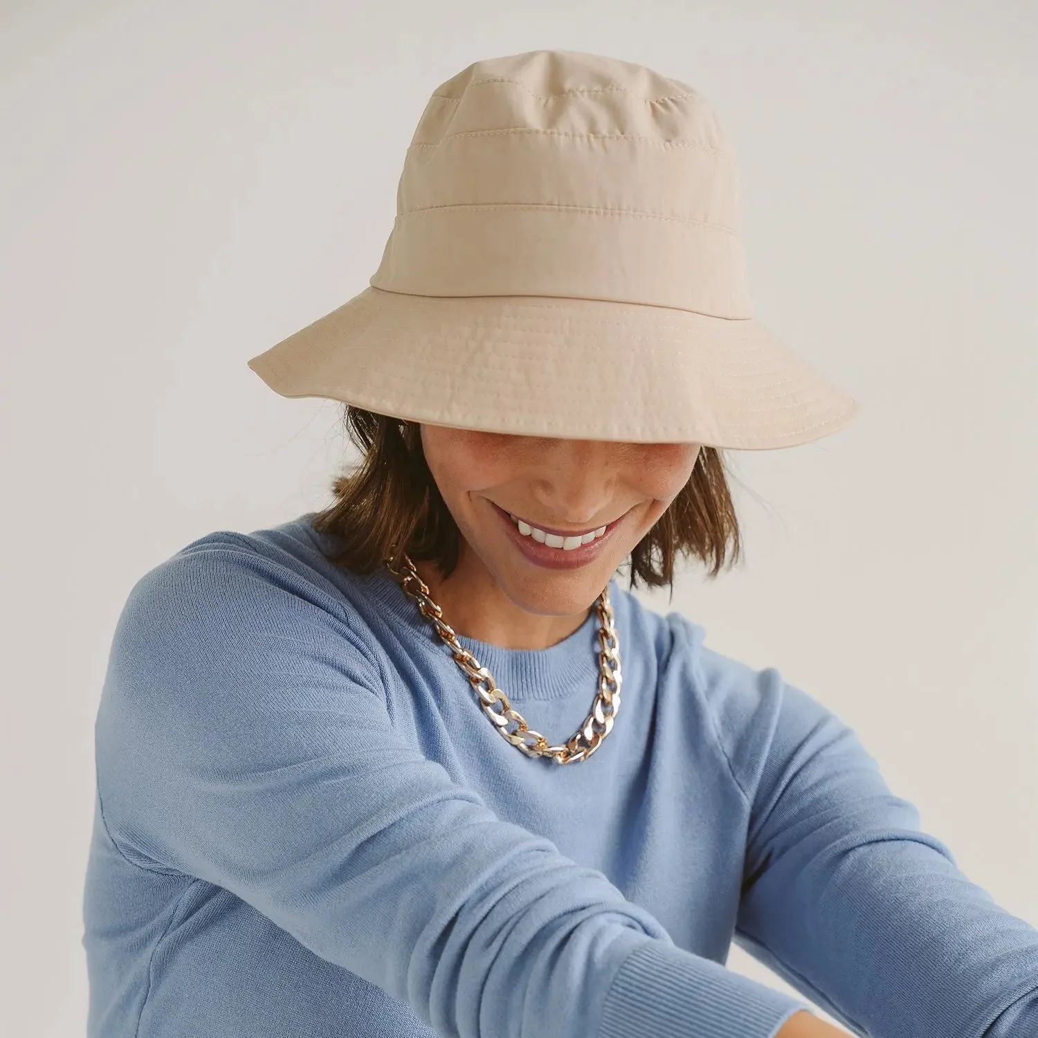Ella Bucket - Image 8