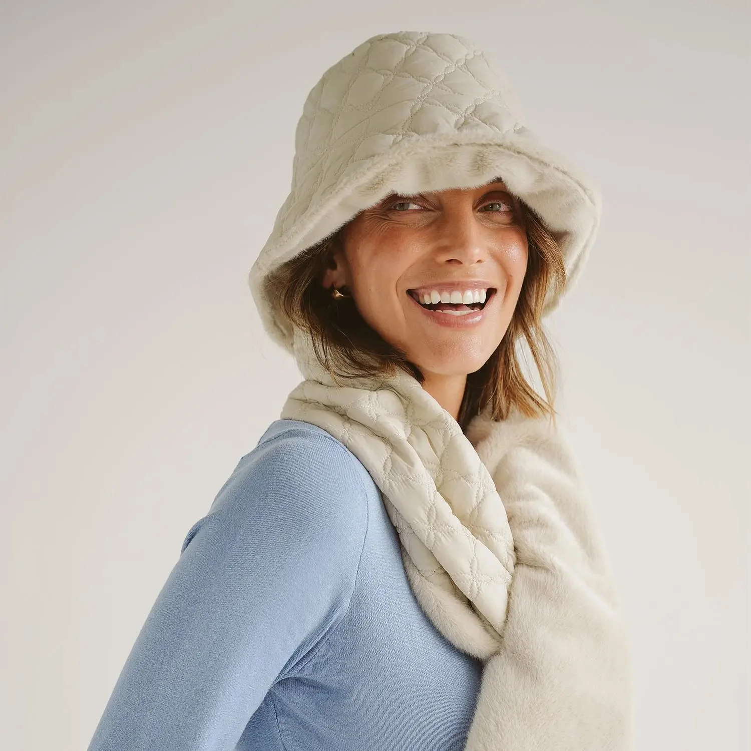 Frosty Bucket & Scarf (Set) - Image 12