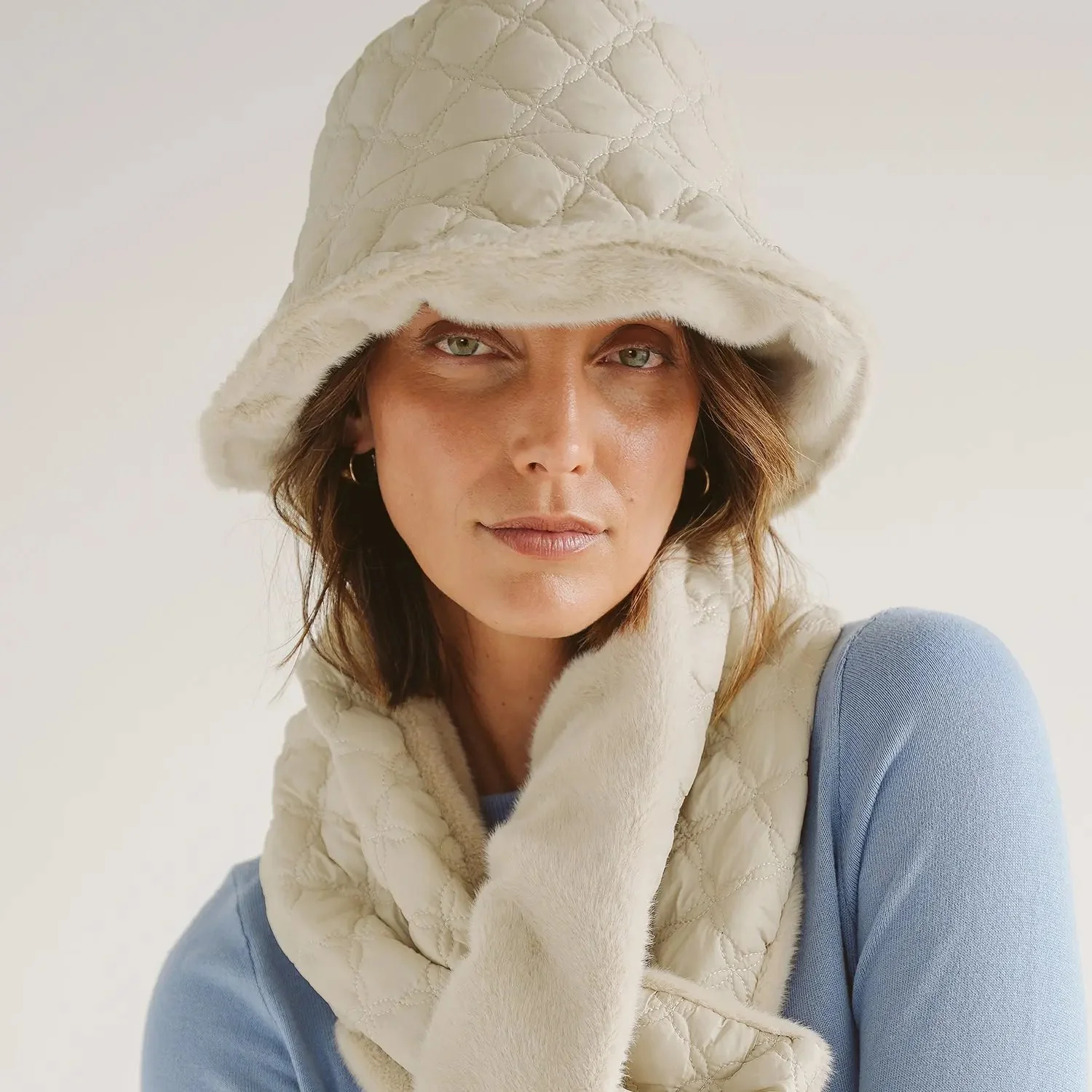 Frosty Bucket & Scarf (Set) - Image 4