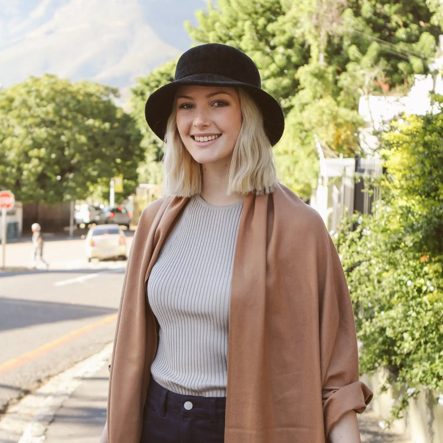 Kelly Bucket - Image 7