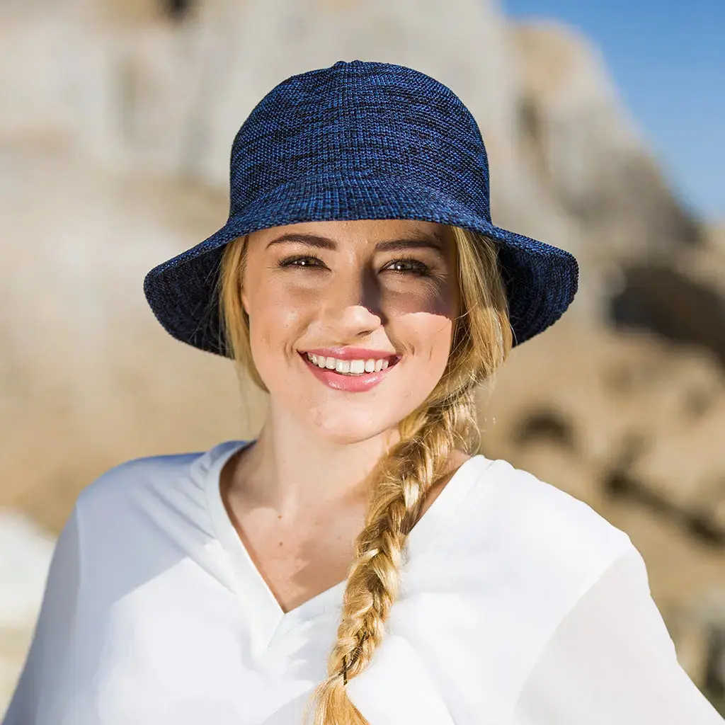 Lizzie - Image 13
