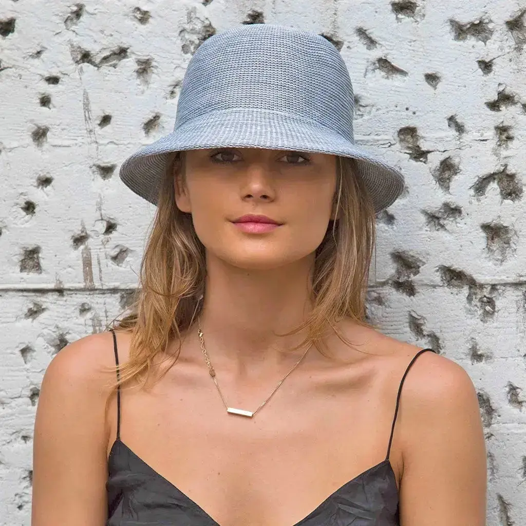 Lizzie - Image 9