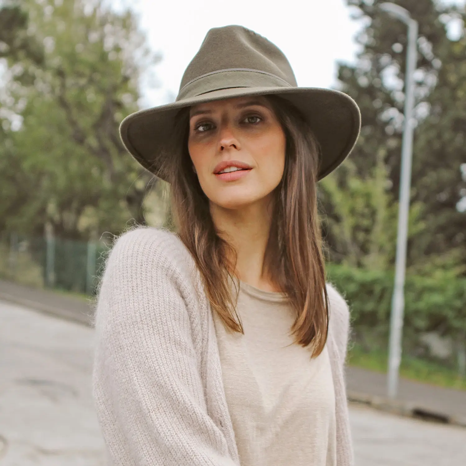 Taylor Stitch - Image 4