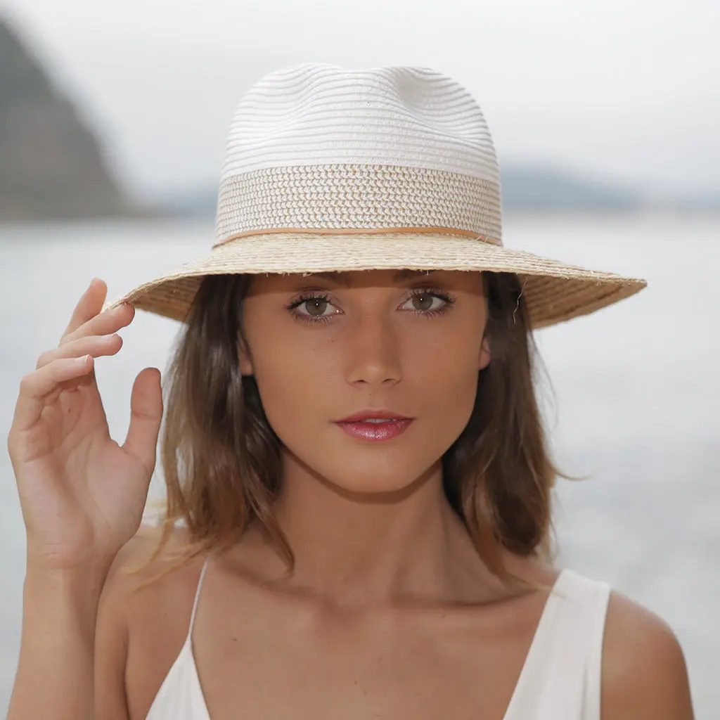 Tina Fedora - Image 3