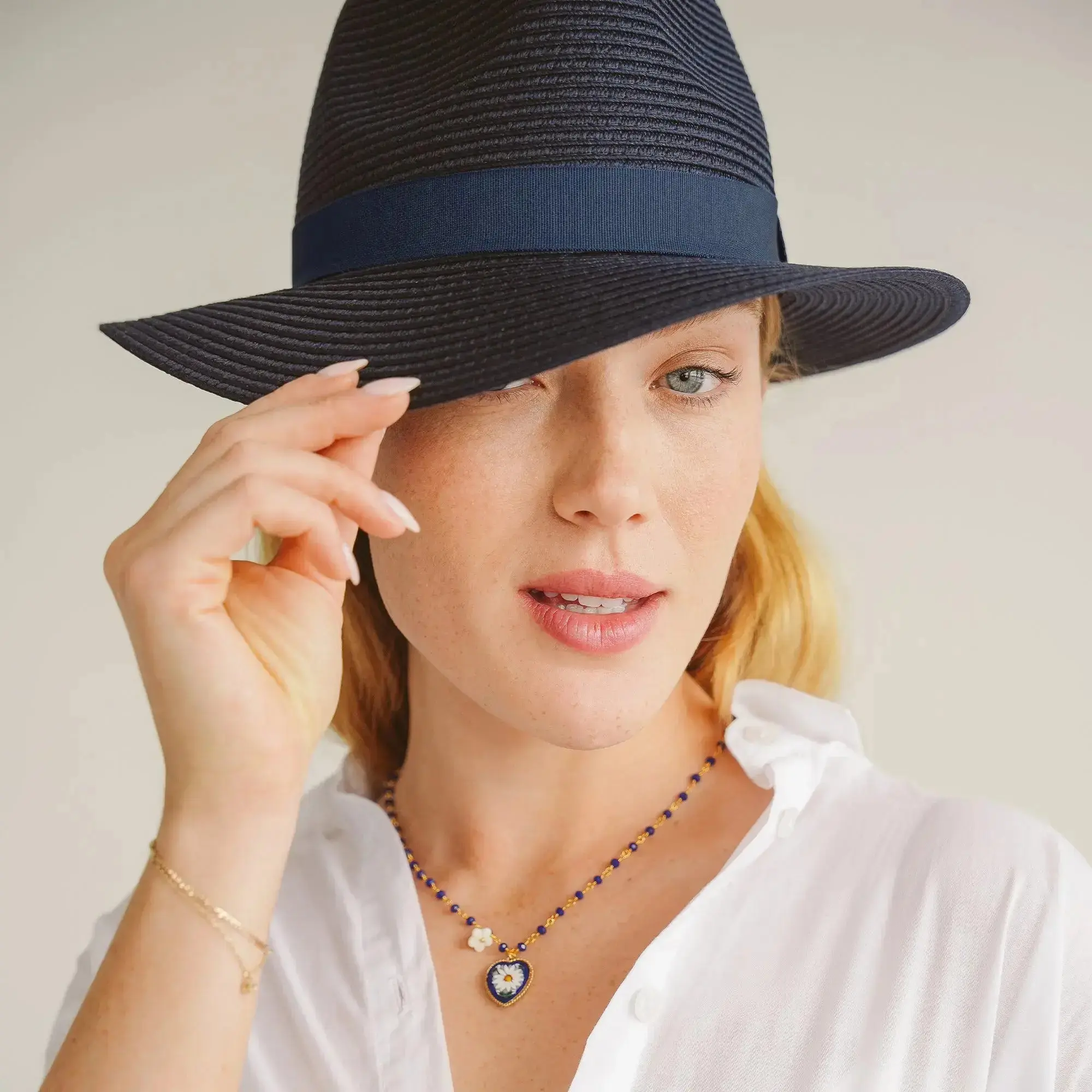 Vista Fedora - Image 16